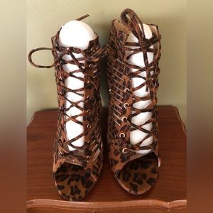 Chase and Chloe Leopard Print Lace Up Heels 8